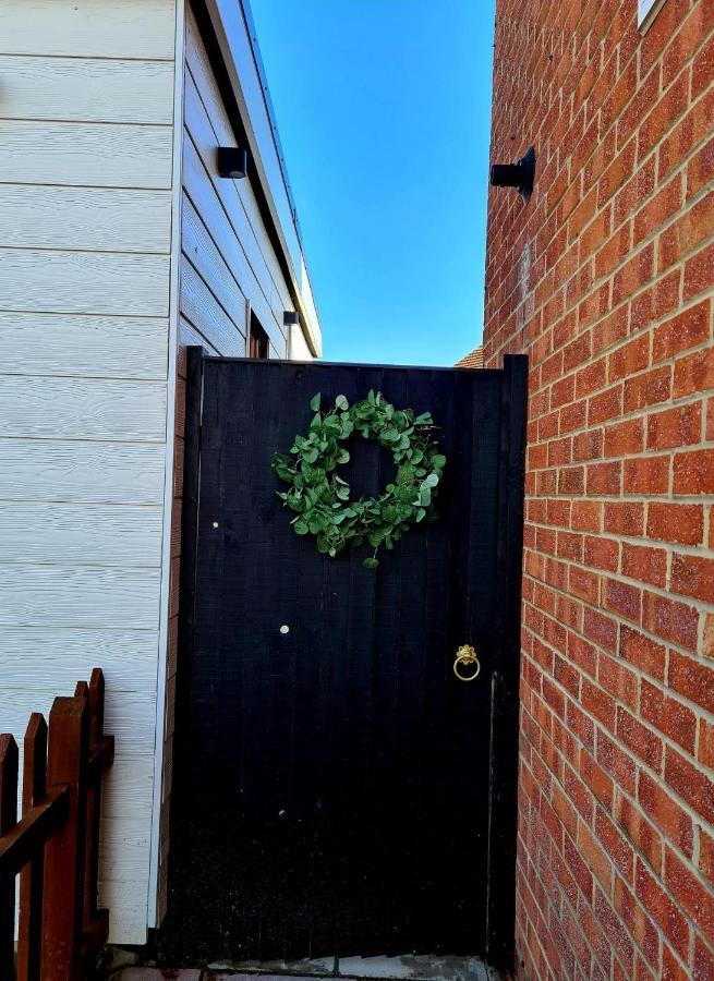 Canterbury Romantic Modern Home Goodnestone  외부 사진